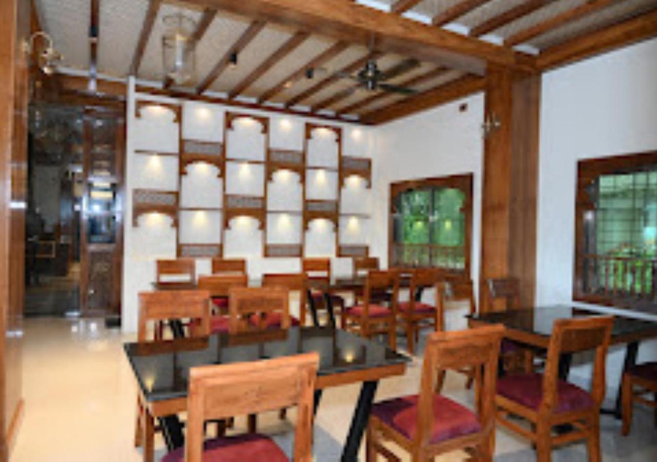 Hotel Rajwada Kapurhol Kapurwahal المظهر الخارجي الصورة